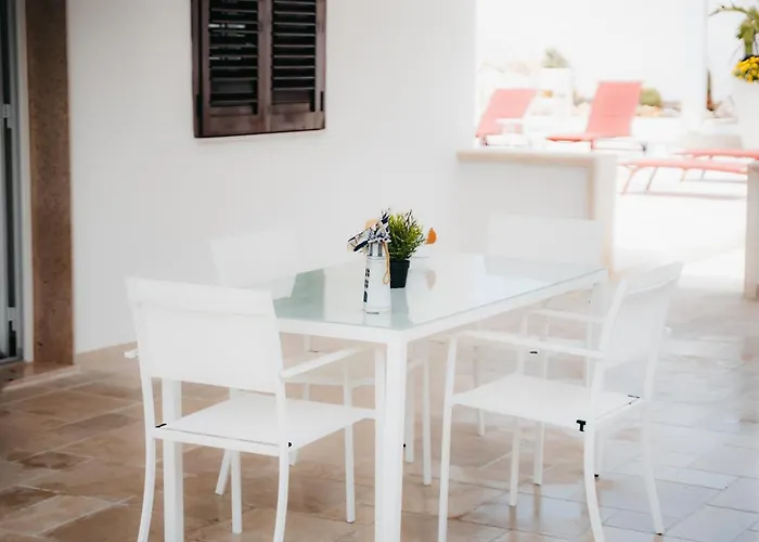 Le Canne Pool And Relax Gæstehus 4*