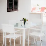 Le Canne Pool And Relax בית הארחה 4*