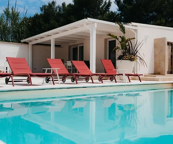 Le Canne Pool And Relax Pulsano