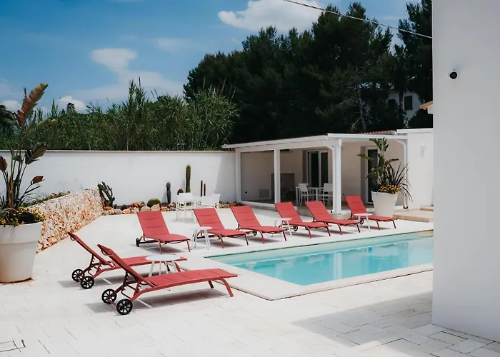 Le Canne Pool And Relax Guest house 4*